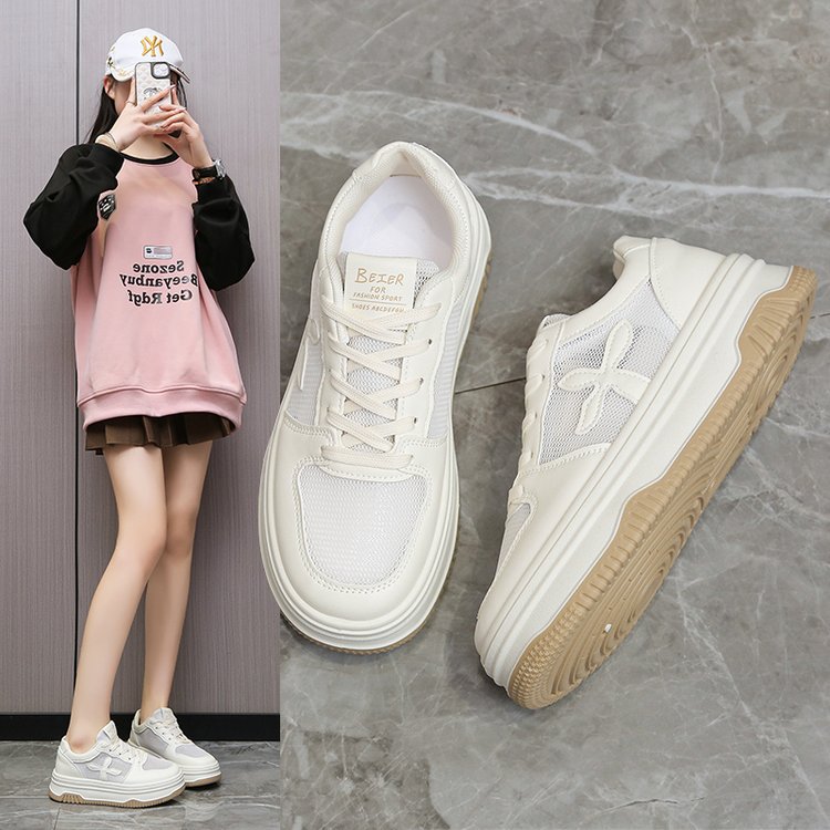 Damen Sportliche Sneakers mit atmungsaktivem Mesh-Obermaterial und dämpfender Laufsohle EB