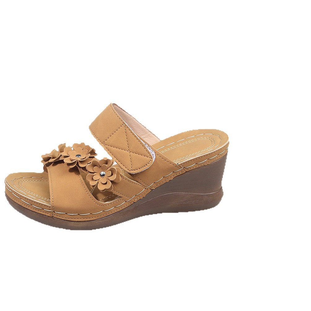 Damen Wedge-Sandaletten mit floralem Dekor und komfortablem Korkfußbett EB