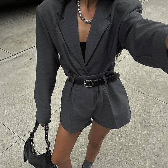 Damen Blazer-Kurzanzug mit Taillengürtel EB