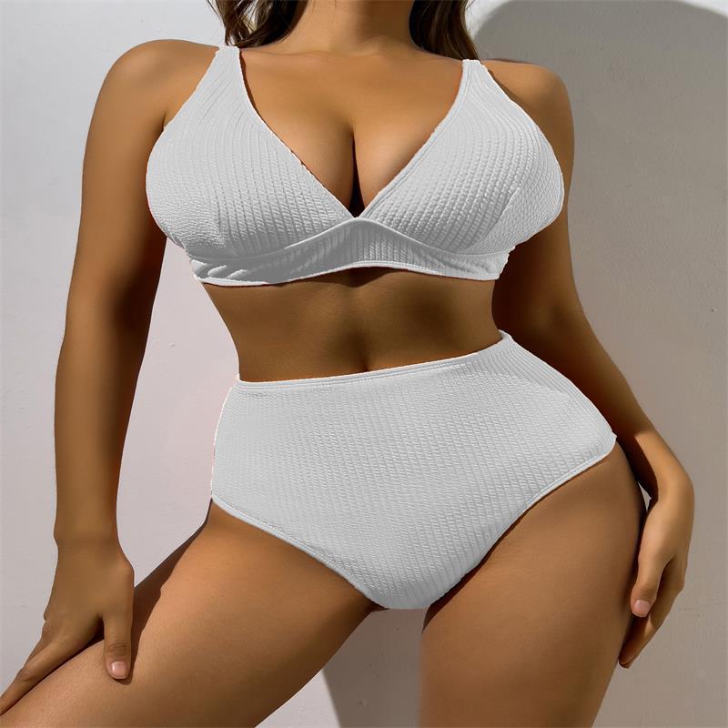 Damen Hochgeschnittener Bikini mit strukturiertem Oberteil EB
