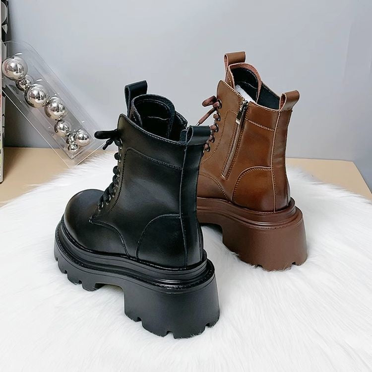 Damen Fashion-Stiefeletten mit hohem Blockabsatz und robustem Sohlenprofil EB