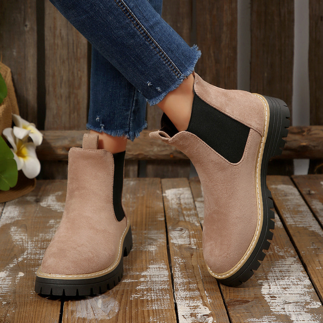 Damen nan Chelsea-Boots mit profilierter Traktorsohle und elastischen Seiteneinsätzen EB