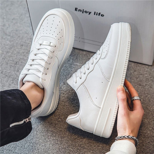 Damen Komfortable Sneaker mit perforierter Oberflächenstruktur und dämpfender Sohle EB