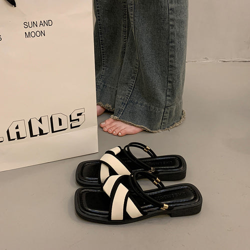 Damen modische Riemchen-Sandalen mit eleganten Akzenten EB