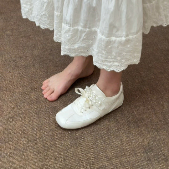 Damen Mode Sneaker mit luxuriösem Perlenakzent EB