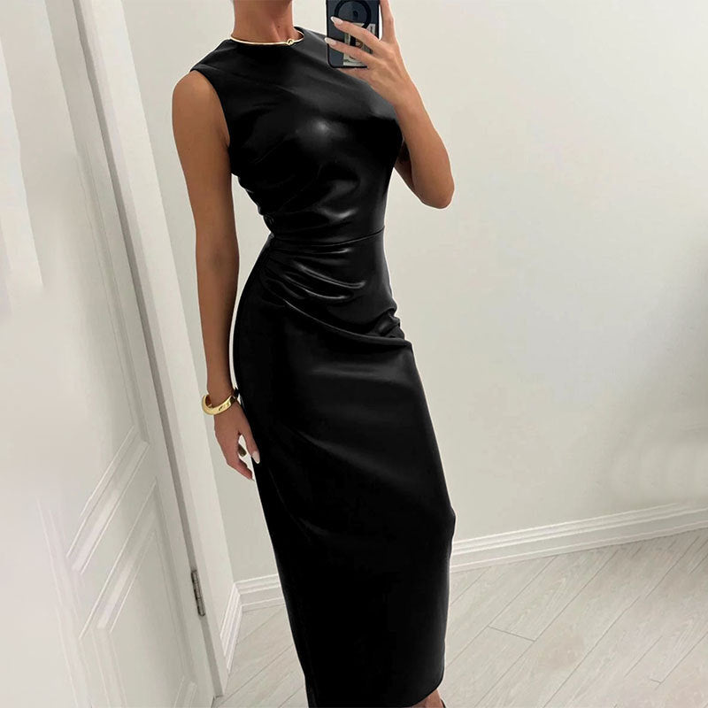 Damen Langes Kleid mit asymmetrischem Schnitt und elegantem Drapé EB