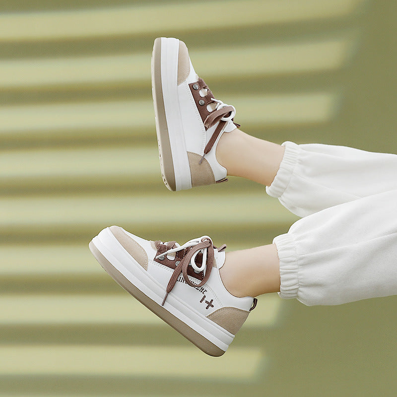 Damen Sportliche Sneakers mit modernem Design und eleganten Akzenten EB