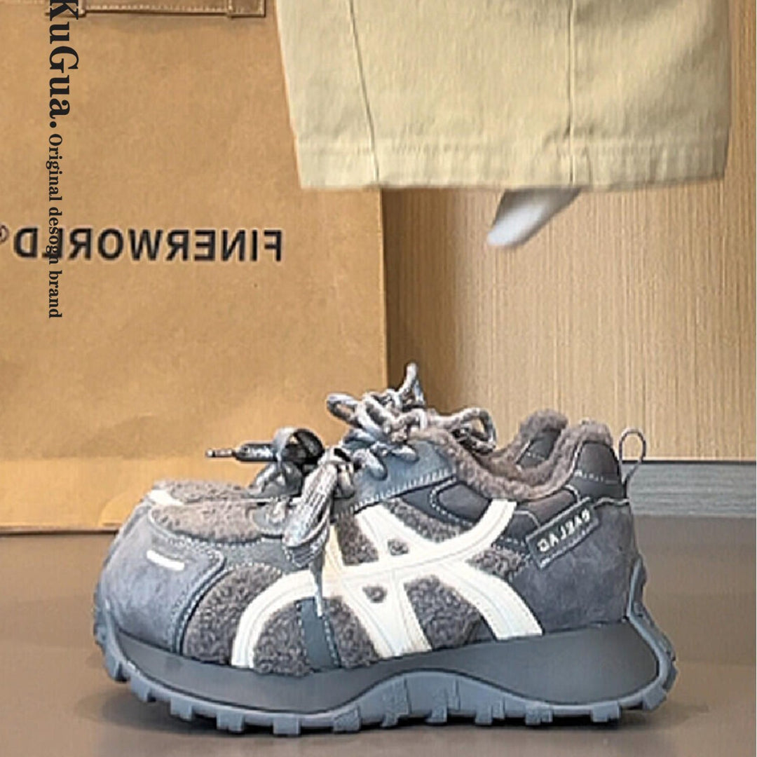 Damen modische Sneakers mit hochwertiger Fleece-Konstruktion und innovativem Sohlenprofil EB