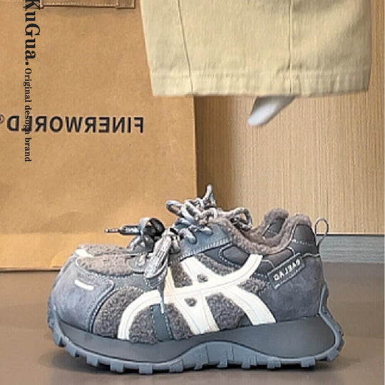 Damen modische Sneakers mit hochwertiger Fleece-Konstruktion und innovativem Sohlenprofil EB