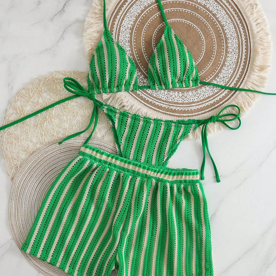 Damen Bikinikombination mit gestreiftem Design und lässigen Shorts EB