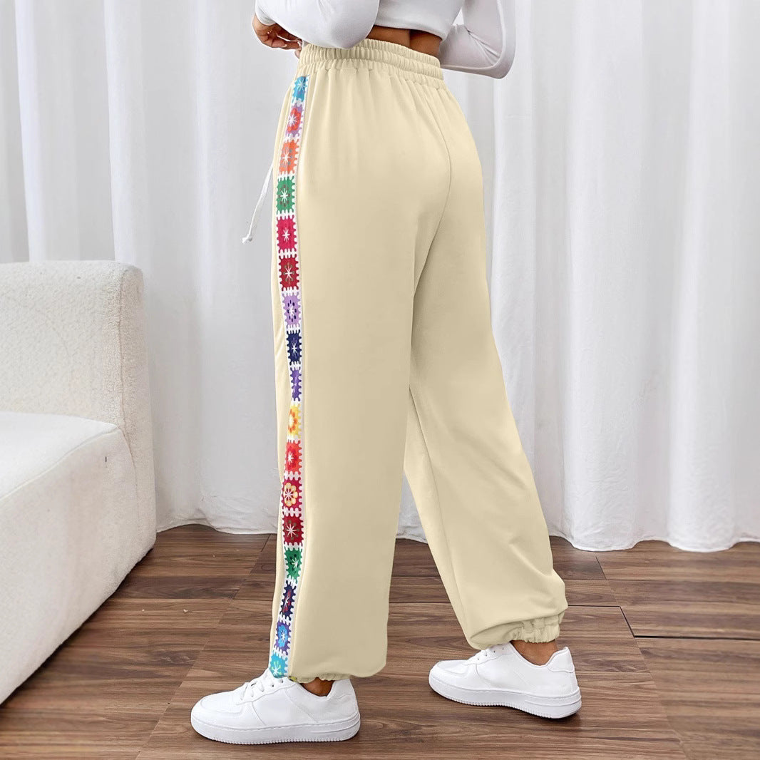 Damen Freizeithose mit buntem Blümchenmuster und elastischem Bund EB