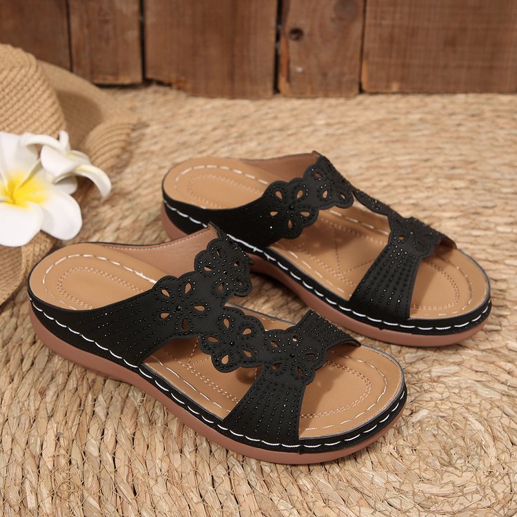 Damen Komfortable Zehentrenner-Sandaletten mit floralem Design EB