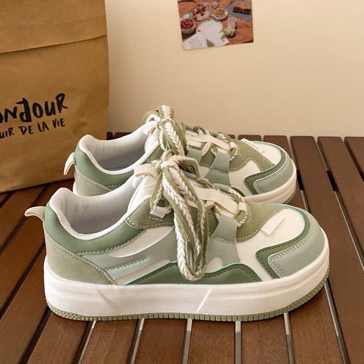 Damen Sportliche Plateau Sneakers mit einzigartigem Design und atmungsaktiver Oberflächenstruktur EB