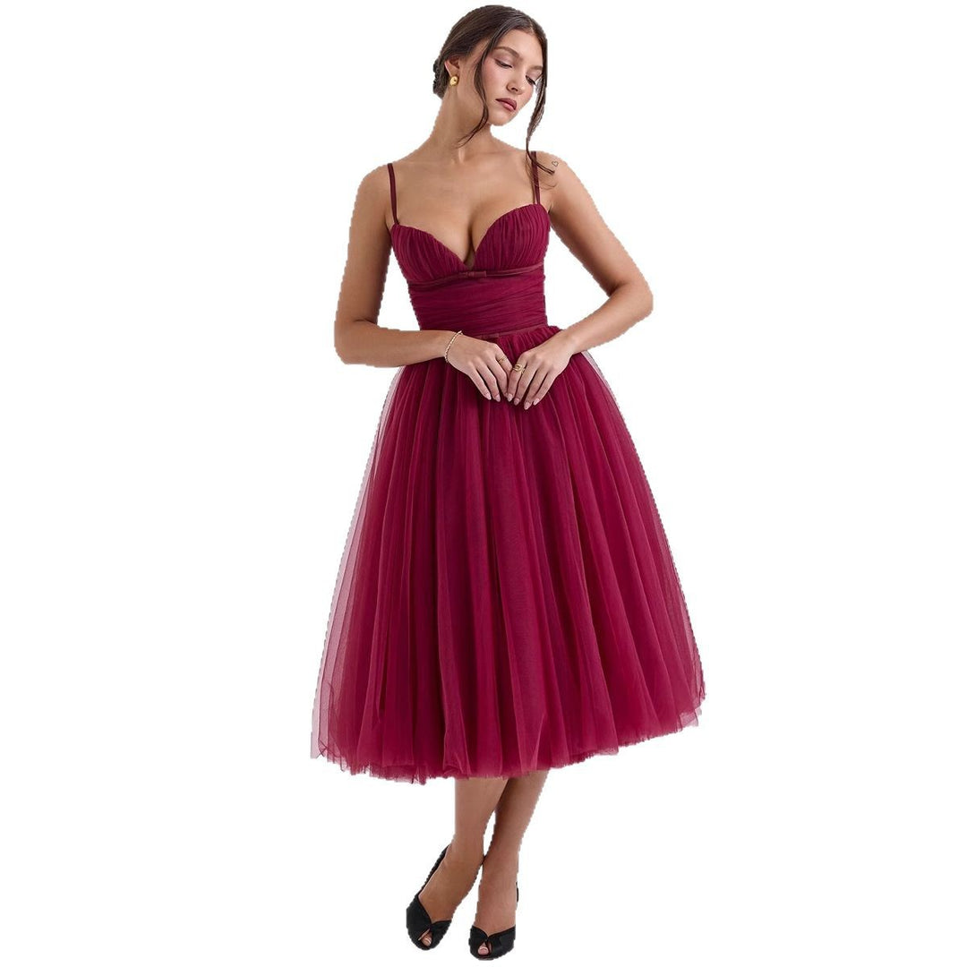 Damen Tüllkleid mit elegantem Oberteil und schwingendem Rock EB