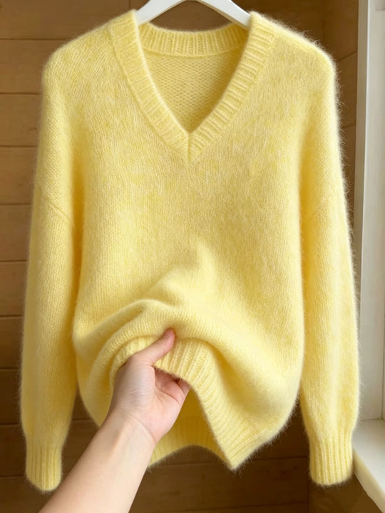 Damen Flauschiger Mohair-Mix Oversize-Pullover mit tiefem V-Kragen EB