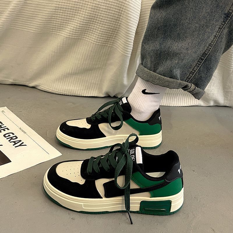 Damen Sneakers im urbanen Retro-Stil mit dicker Sohle EB