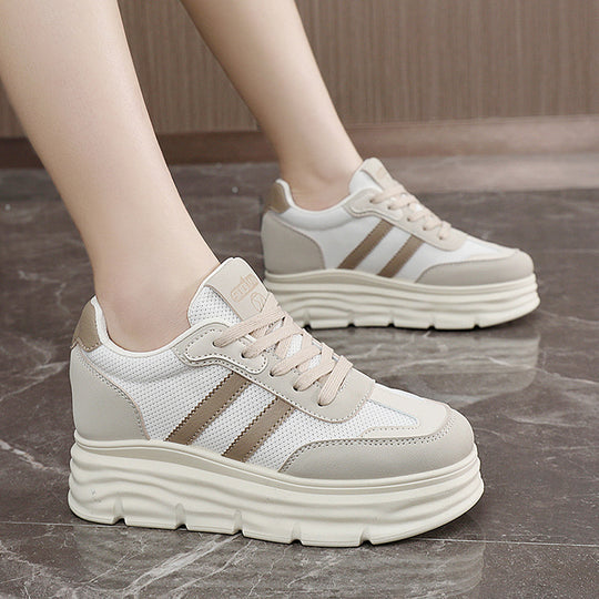 Damen Plattform Sneakers mit atmungsaktiver Obermaterialstruktur und modischem Design EB