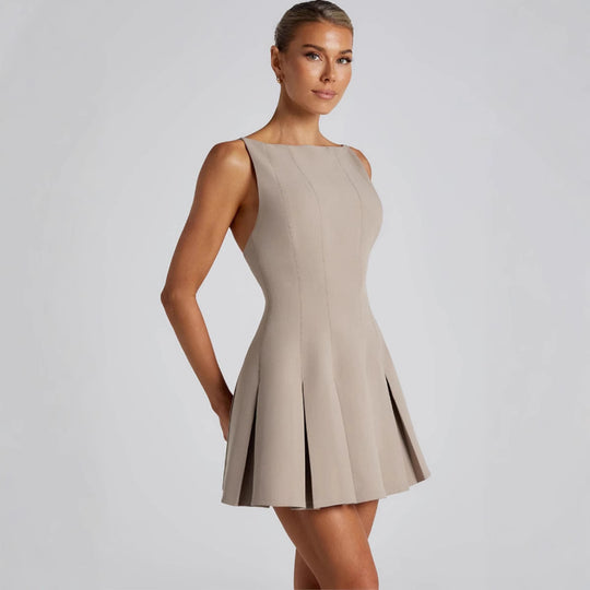 Damen Elegantes A-Linien Kleid mit weit schwingendem Saum und raffinierten Falten EB