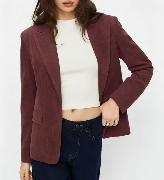 Damen Kord-Blazer mit schmaler Silhouette, schmalem Revers und Pattentaschen EB