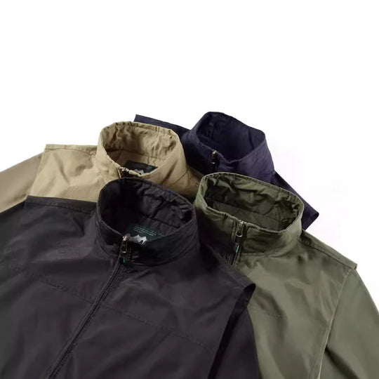 Herren Angler- und Reiseweste mit perforiertem Innenfutter, verdeckten Reißverschlusstaschen und verstellbarem Saum EB