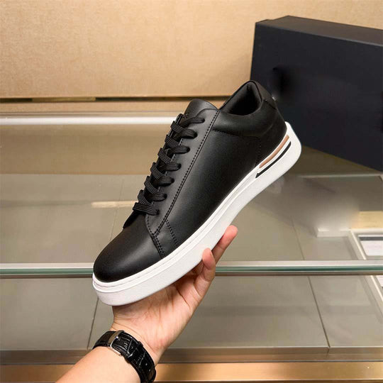 Damen Sportliche Leder Sneakers mit modernem, schlichtem Design EB