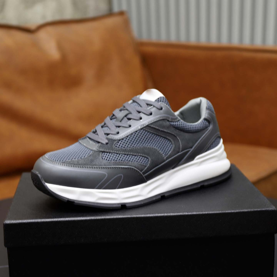 Damen Sportliche Dämpfungs Sneakers mit atmungsaktiver Oberflächenstruktur und modernem Design EB