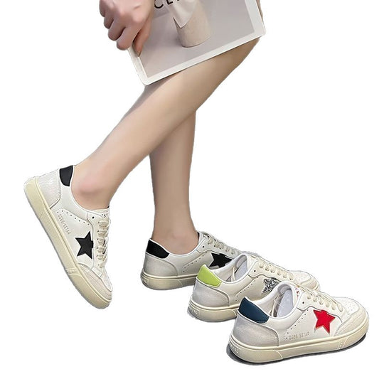 Damen Sneaker mit glitzerndem Sternenmotiv und flexiblem Sohlenprofil EB