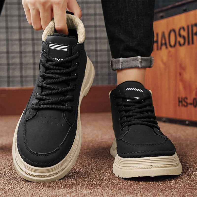 Damen Hohe Sneaker mit gepolsterter Knöchelpartie und rutschfester Sohle EB