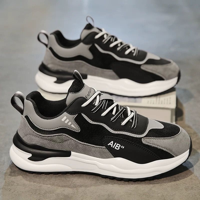 Damen Sportliche Sneaker mit atmungsaktiver Mesh-Oberfläche und dämpfender Sohle EB