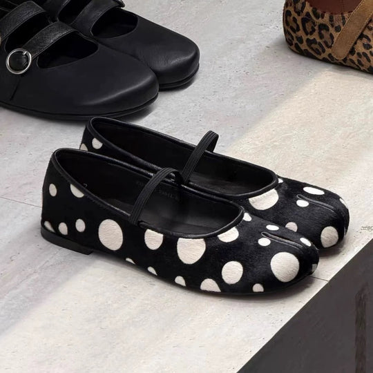 Damen Ballerinas mit trendigem Punktdesign und bequemer Passform EB