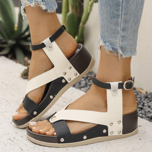 Damen Komfortable Sandalen mit floralen Akzenten und anatomischem Fußbett EB