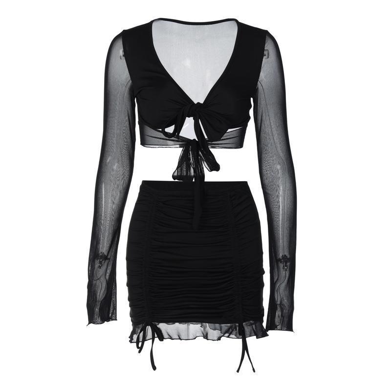 Damen Verspieltes Minikleid mit transparenten Langärmeln und gerafftem Rock EB