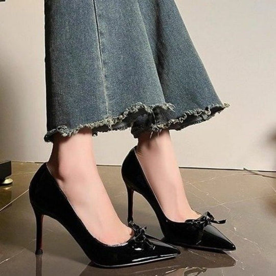 Damen spitze High Heel Pumps mit zierlichem Schleifendetail EB
