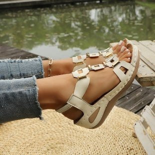 Damen Modische Riemensandalen mit glänzenden Akzenten EB