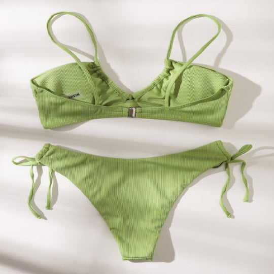 Damen Bandeau-Bikini mit doppelten Trägern und raffinierten Bindungen EB
