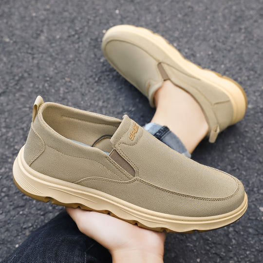 Damen Slip-On Freizeitschuhe mit rutschfester Sohle und atmungsaktiver Textiloberfläche EB