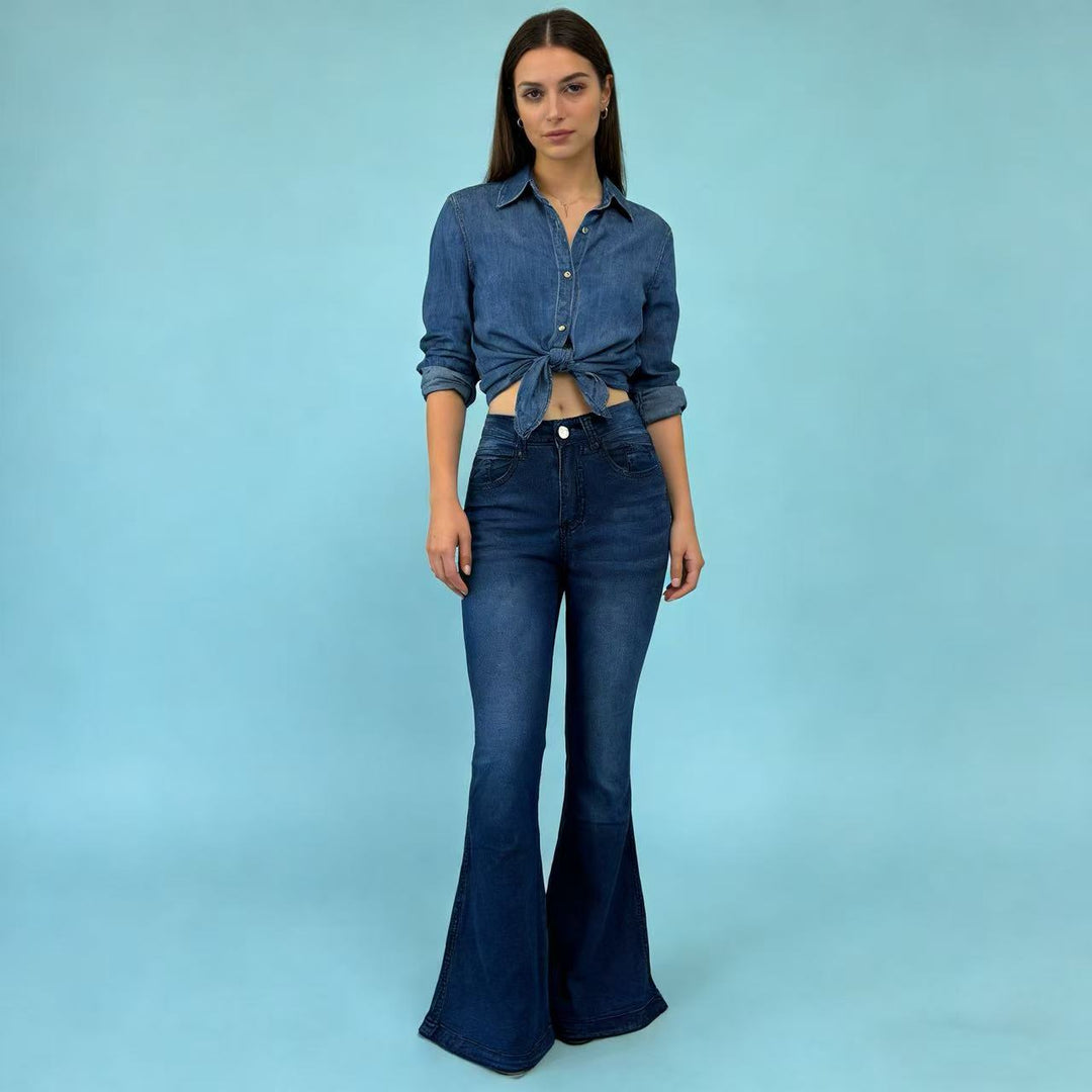 Damen nan High‑Waist Schlagjeans mit modellierender Hüftform, verstärkten Beinnähten und extra weitem Trompetenbein EB
