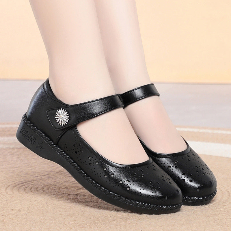 Damen Ballerinas mit verstellbarem Riemen und modischem Lochmuster EB