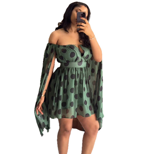 Damen Minikleid mit aufregendem Off-Shoulder Design und weit geschnittenen Ärmeln EB