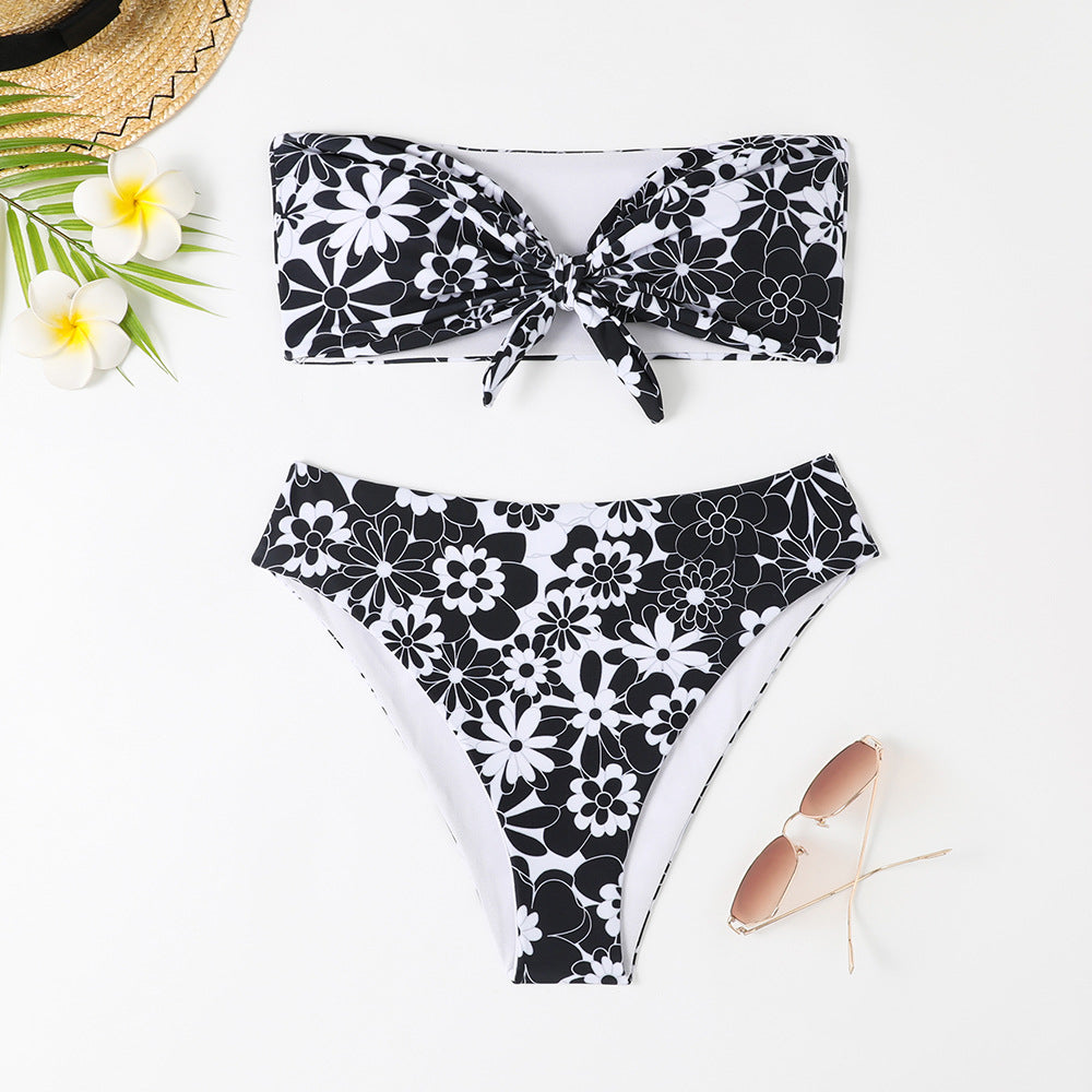 Damen Bandeau Bikini mit modischem Blumenmuster und verspieltem Knotendetail EB