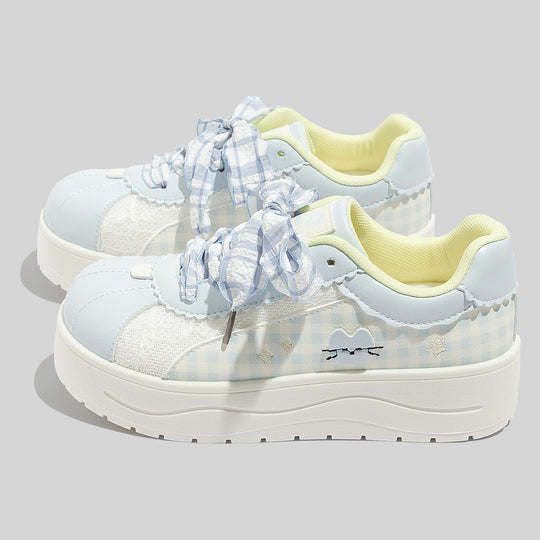 Damen Sneakers mit niedlichem Karo-Muster und verspielten Rüschen von EB