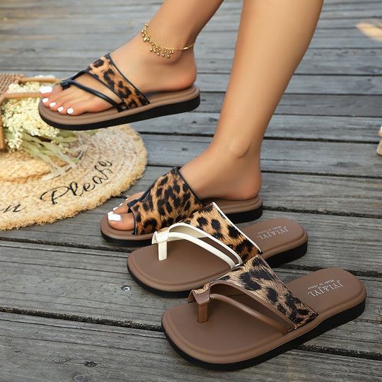 Damen Trendige Zehentrenner-Sandalen mit Leopardenmuster EB