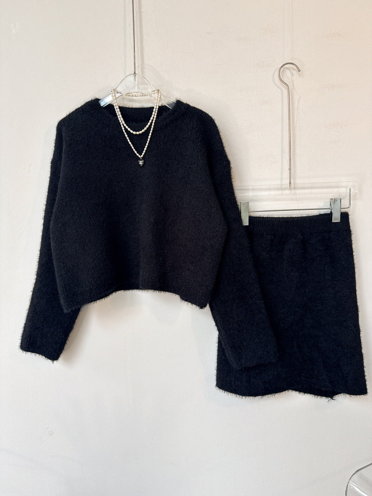 Damen Kuscheliger Flausch-Zweiteiler mit Oversize-Pullover und Minirock EB