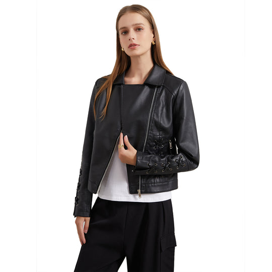 Damen modische Kunstlederjacke mit raffinierten Schnürdetails EB