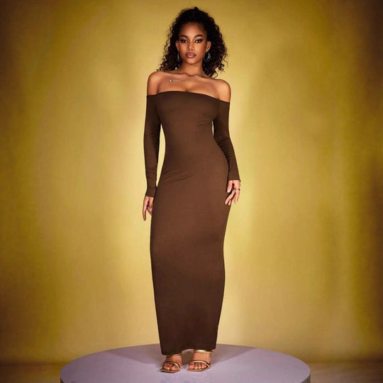 Damen Etuikleid mit schulterfreier, eleganter Silhouette EB