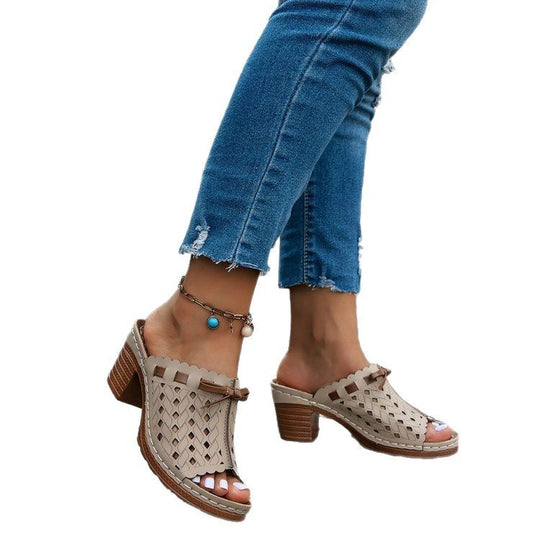 Damen Elegante Sonnenüberraschungs-Sandalen mit modischem Schnitt EB