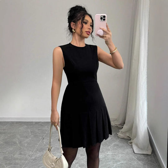 Damen Plissiertes Minikleid mit figurbetonter Silhouette EB