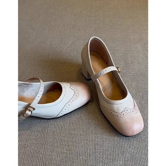Damen Mary Jane Pumps mit dekorativem Riemen und elegantem Blockabsatz EB