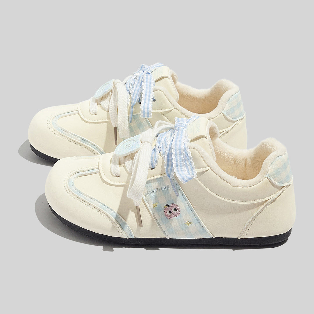 Damen Komfortable Sneaker mit kuscheligem Innenschuh und verspieltem Design EB