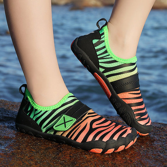 Damen Badeschuhe mit rutschfester Sohle und elastischem Design EB